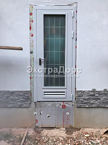 Противопожарные двери со стеклом от производителя в Можайске  купить